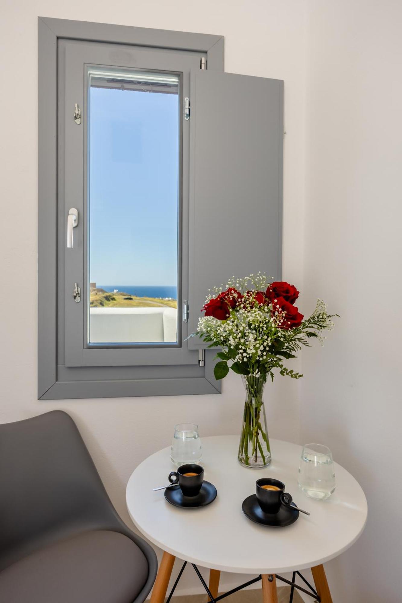 Nastram Suites Oia Exterior foto