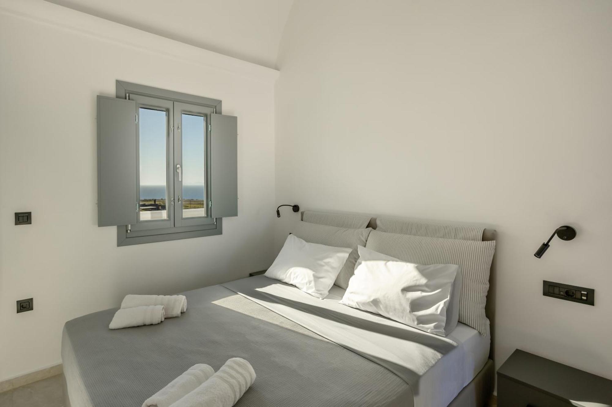 Nastram Suites Oia Exterior foto