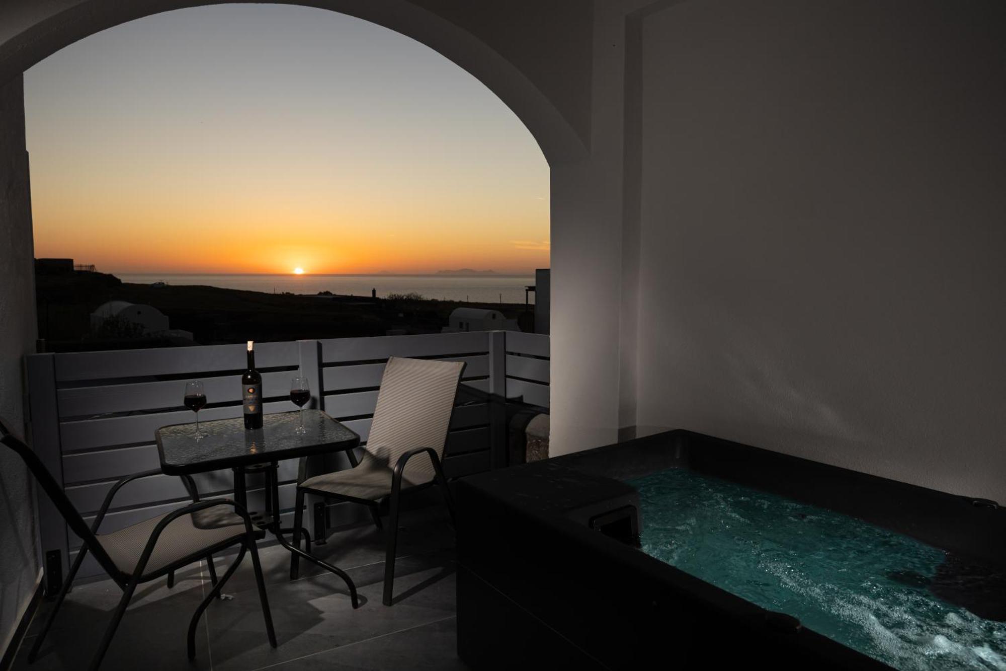 Nastram Suites Oia Exterior foto